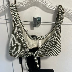 Solid and Striped bikini top xs